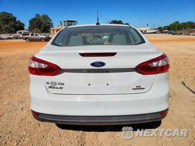 Zdjęcie 6 z 14 samochodu: 2013 FORD FOCUS SE VIN:1FADP3F23DL267215 - miniatura