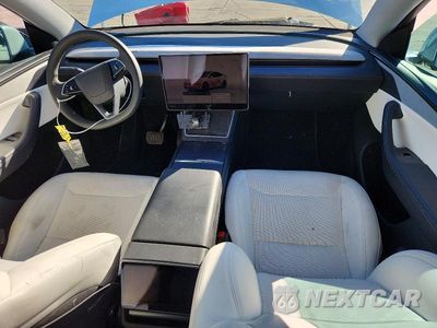 Zdjęcie 8 z 13 samochodu: 2026 TESLA MODEL Y VIN:7SAYGDED8TA450728 - miniatura