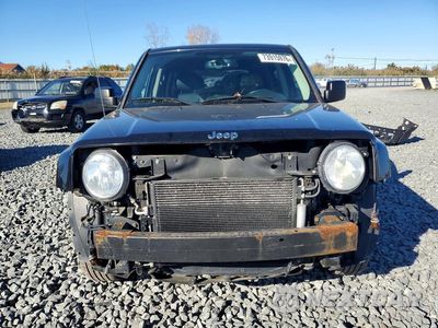 Piąte zdjęcie samochodu w środku: 2016 JEEP PATRIOT LATITUDE VIN:1C4NJPFA4GD774671 - miniatura