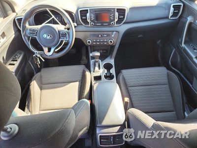 Zdjęcie 8 z 13 samochodu: 2018 KIA SPORTAGE LX VIN:KNDPMCAC2J7403273 - miniatura