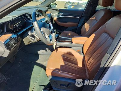 Zdjęcie 7 z 13 samochodu: 2022 AUDI E-TRON PREMIUM PLUS VIN:WA1LAAGEXNB012826 - miniatura