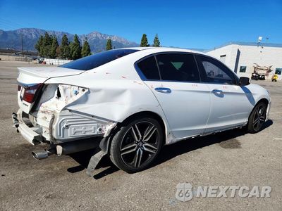 Trzecie zdjęcie samochodu z tyłu: 2017 HONDA ACCORD SPORT VIN:1HGCR2F55HA117243 - miniatura