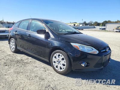 Czwarte zdjęcie samochodu z boku: 2012 FORD FOCUS SE VIN:1FAHP3K29CL237609 - miniatura