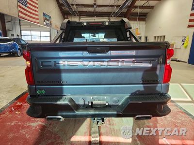 Zdjęcie 6 z 12 samochodu: 2020 CHEVROLET SILVERADO K1500 TRAIL BOSS CUSTOM VIN:3GCPYCEF7LG284233 - miniatura