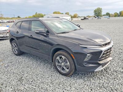 Czwarte zdjęcie samochodu z boku: 2023 CHEVROLET BLAZER 3LT VIN:3GNKBDRS7PS147831 - miniatura