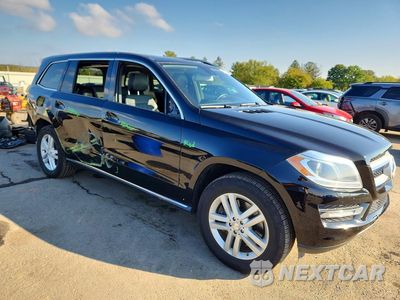 Czwarte zdjęcie samochodu z boku: 2013 MERCEDES-BENZ GL 450 4MATIC VIN:4JGDF7CE1DA154535 - miniatura