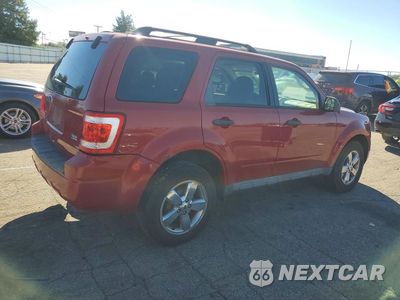 Trzecie zdjęcie samochodu z tyłu: 2011 FORD ESCAPE XLT VIN:1FMCU0DG6BKA21026 - miniatura