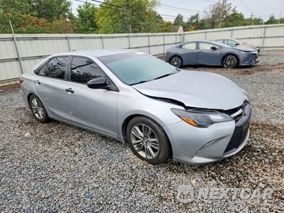 Czwarte zdjęcie samochodu z boku: 2016 TOYOTA CAMRY SE VIN:4T1BF1FKXGU207399 - miniatura