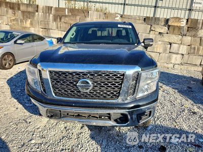Piąte zdjęcie samochodu w środku: 2018 NISSAN TITAN S VIN:1N6AA1EJ4JN550151 - miniatura