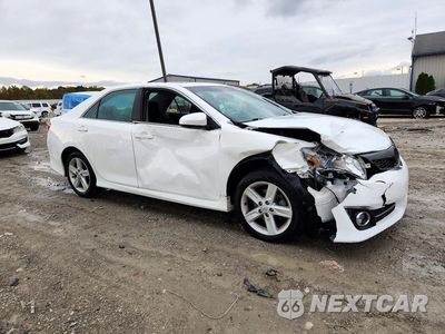 Czwarte zdjęcie samochodu z boku: 2014 TOYOTA CAMRY SE VIN:4T1BF1FK0EU849031 - miniatura