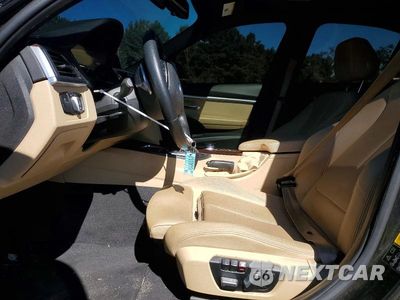Zdjęcie 7 z 12 samochodu: 2017 BMW 330 XI VIN:WBA8D9G3XHNU65070 - miniatura