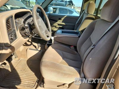 Zdjęcie 7 z 14 samochodu: 2004 GMC NEW SIERRA K1500 VIN:1GTEK14V64Z205366 - miniatura