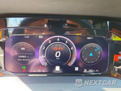 Zdjęcie 9 z 12 samochodu: 2025 VOLKSWAGEN GTI SE VIN:WVWSA7CD6SW251800 - miniatura