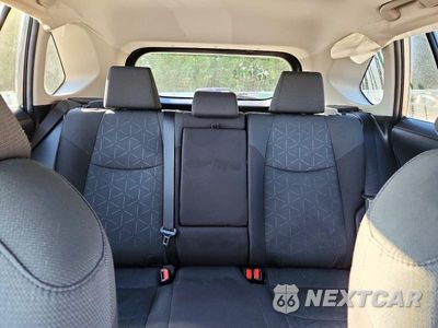 Zdjęcie 10 z 13 samochodu: 2024 TOYOTA RAV4 XLE VIN:2T3W1RFV4RC258191 - miniatura