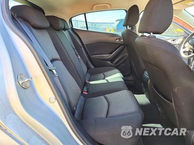 Zdjęcie 10 z 12 samochodu: 2017 MAZDA 3 SPORT VIN:3MZBN1K77HM106509 - miniatura