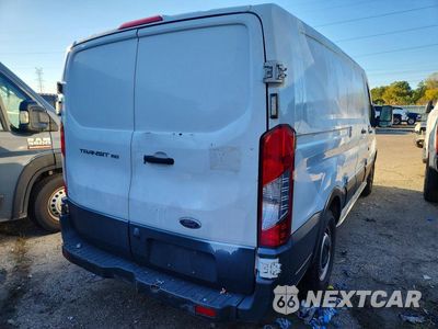 Trzecie zdjęcie samochodu z tyłu: 2017 FORD TRANSIT 150 DELIVERY VAN VIN:1FTYE1ZMXHKA77474 - miniatura