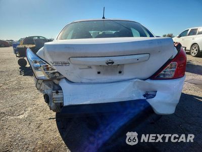 Zdjęcie 6 z 13 samochodu: 2017 NISSAN VERSA 1.6 S VIN:3N1CN7AP3HL816236 - miniatura