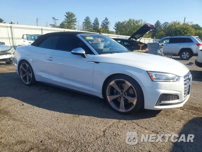 Czwarte zdjęcie samochodu z boku: 2019 AUDI S5 PREMIUM PLUS VIN:WAUY4GF57KN010272 - miniatura