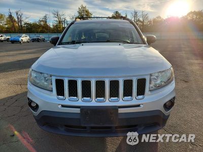 Piąte zdjęcie samochodu w środku: 2013 JEEP COMPASS LATITUDE VIN:1C4NJDEB7DD253500 - miniatura
