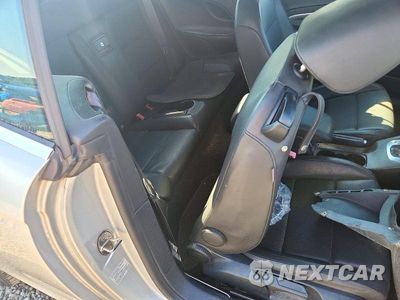 Zdjęcie 10 z 12 samochodu: 2014 VOLKSWAGEN EOS KOMFORT VIN:WVWBW8AH6EV000881 - miniatura