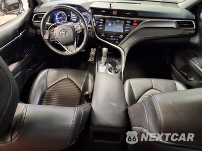Zdjęcie 8 z 13 samochodu: 2018 TOYOTA CAMRY SE VIN:4T1B11HK0JU533375 - miniatura
