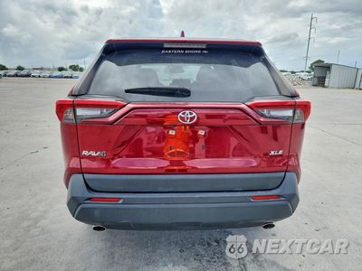 Zdjęcie 6 z 13 samochodu: 2023 TOYOTA RAV4 XLE PREMIUM VIN:JTMC1RFV0PD101916 - miniatura