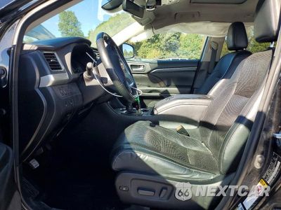 Zdjęcie 7 z 13 samochodu: 2018 TOYOTA HIGHLANDER LIMITED VIN:5TDDZRFH7JS889385 - miniatura