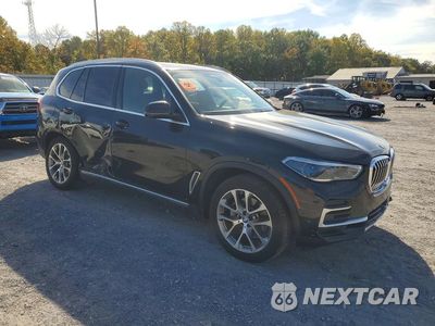 Czwarte zdjęcie samochodu z boku: 2022 BMW X5 XDRIVE40I VIN:5UXCR6C03N9K39769 - miniatura