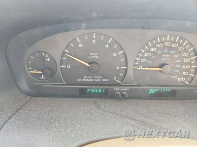 Zdjęcie 9 z 14 samochodu: 1999 DODGE GRAND CARAVAN ES VIN:1B4GP74L7XB913907 - miniatura
