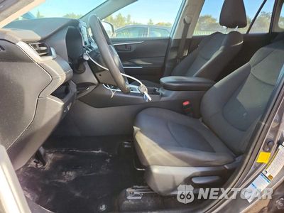 Zdjęcie 7 z 12 samochodu: 2019 TOYOTA RAV4 LE VIN:JTMG1RFV4KD033694 - miniatura