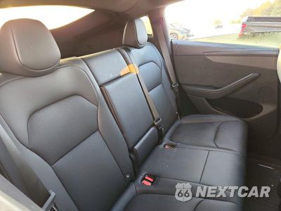 Zdjęcie 10 z 13 samochodu: 2026 TESLA MODEL Y VIN:7SAYGDEE6TA746677 - miniatura