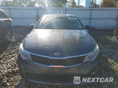 Piąte zdjęcie samochodu w środku: 2017 KIA OPTIMA LX VIN:5XXGT4L38HG172399 - miniatura