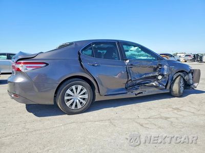 Trzecie zdjęcie samochodu z tyłu: 2018 TOYOTA CAMRY LE VIN:4T1B31HK8JU505897 - miniatura