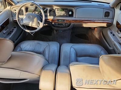 Zdjęcie 8 z 12 samochodu: 1999 MERCURY GRAND MARQUIS LS VIN:2MEFM75W4XX702448 - miniatura