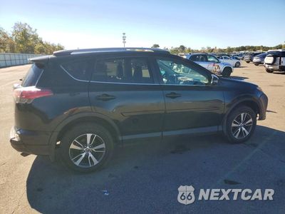 Trzecie zdjęcie samochodu z tyłu: 2017 TOYOTA RAV4 XLE VIN:2T3RFREV4HW680572 - miniatura
