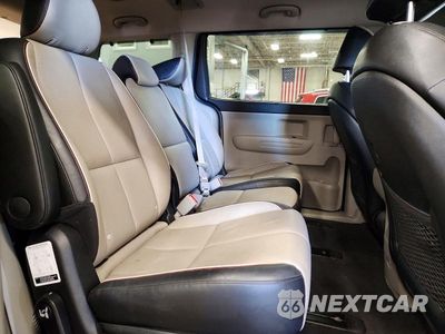 Zdjęcie 11 z 14 samochodu: 2019 KIA SEDONA EX VIN:KNDMB5C12K6556601 - miniatura