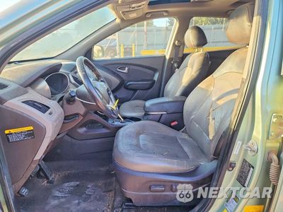 Zdjęcie 7 z 12 samochodu: 2010 HYUNDAI TUCSON LIMITED VIN:KM8JU3AC5AU066343 - miniatura