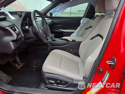 Zdjęcie 7 z 12 samochodu: 2020 LEXUS UX 250H VIN:JTHP9JBH2L2025681 - miniatura