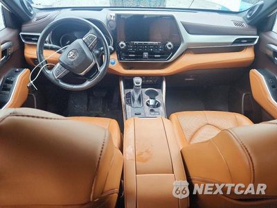 Zdjęcie 8 z 12 samochodu: 2021 TOYOTA HIGHLANDER HYBRID PLATINUM VIN:5TDEBRCH9MS030509 - miniatura
