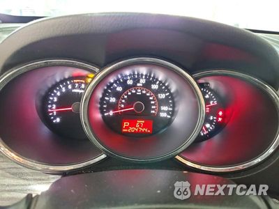 Zdjęcie 9 z 13 samochodu: 2011 KIA SORENTO EX VIN:5XYKUDA25BG041323 - miniatura