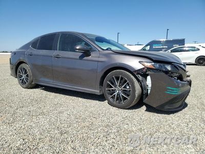 Czwarte zdjęcie samochodu z boku: 2022 TOYOTA CAMRY SE VIN:4T1G11AK3NU670087 - miniatura