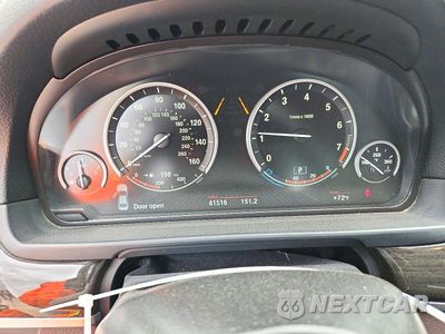 Zdjęcie 9 z 12 samochodu: 2016 BMW 535 I VIN:WBA5B1C52GG552742 - miniatura