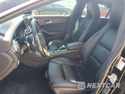 Zdjęcie 7 z 13 samochodu: 2016 MERCEDES-BENZ CLA 250 VIN:WDDSJ4EB6GN309644 - miniatura