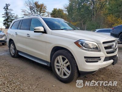 Czwarte zdjęcie samochodu z boku: 2016 MERCEDES-BENZ GL 350 BLUETEC VIN:4JGDF2EE2GA676286 - miniatura