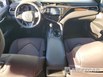 Zdjęcie 8 z 12 samochodu: 2018 TOYOTA CAMRY LE VIN:4T1B11HKXJU620720 - miniatura