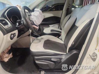 Zdjęcie 7 z 13 samochodu: 2021 JEEP COMPASS LATITUDE VIN:3C4NJCBB7MT538948 - miniatura