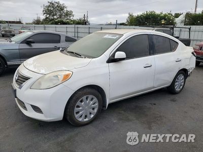 2013 NISSAN VERSA 1.6 S 3N1CN7AP3DL884966 - główne zdjęcie licytacji z USA - miniatura