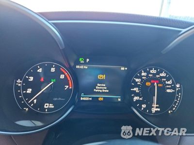 Zdjęcie 9 z 12 samochodu: 2020 ALFA ROMEO GIULIA VIN:ZARFAMANXL7635480 - miniatura
