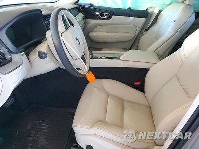 Zdjęcie 7 z 13 samochodu: 2025 VOLVO XC60 PLUS VIN:YV4M12RC4S1113371 - miniatura