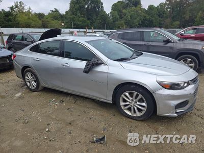 Czwarte zdjęcie samochodu z boku: 2018 CHEVROLET MALIBU LT VIN:1G1ZD5ST9JF178402 - miniatura